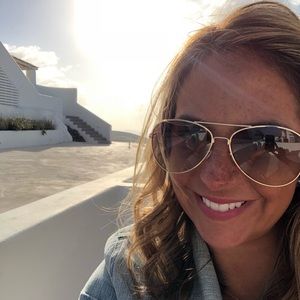 Meet your Posher, Kim